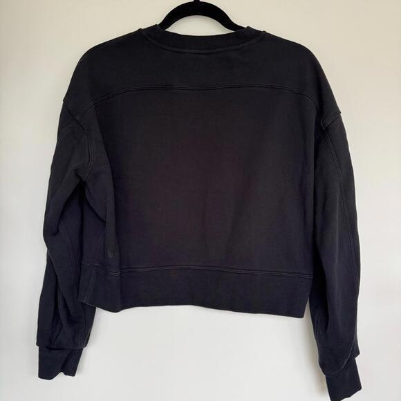 Lululemon Perfectly Oversized Cropped Crew
French Terry - Picture 6 of 12